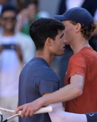 GA黄金甲体育官方网站-拒绝辛纳大包大揽！阿尔卡拉斯三进决赛创一纪录