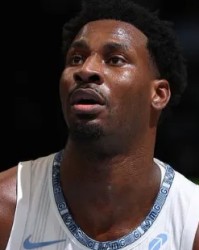 GA黄金甲体育官网-美记：勇士曾与灰熊谈判小贾伦，但随后将重心转向字母哥