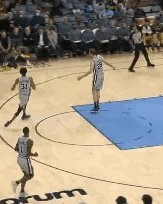 GA黄金甲体育-吹不动了！两记神仙操作点缀莫兰特52分生涯之夜