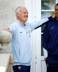 GA黄金甲体育官方网站-【解码法国】德尚带着夺冠任务和一堆问号