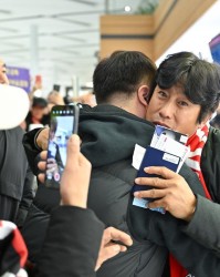 GA黄金甲体育官网-又一凑数式引援，送出去的是精英，引进的都是烂铁，蓉城不玩了？